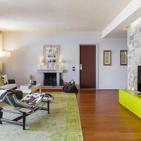 Infinity-pool Apartment Belgirate