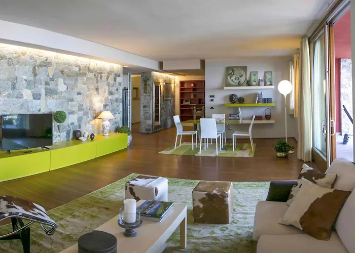 Infinity-pool * Belgirate