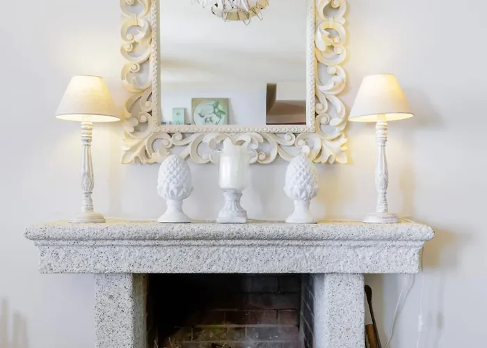 Infinity-pool Apartment